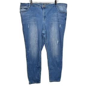 Reitman's Blue Distressed Skinny Jeans Size 22